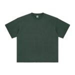 Basic distressed short-sleeved shirt with frayed edges and washed finish (Green)